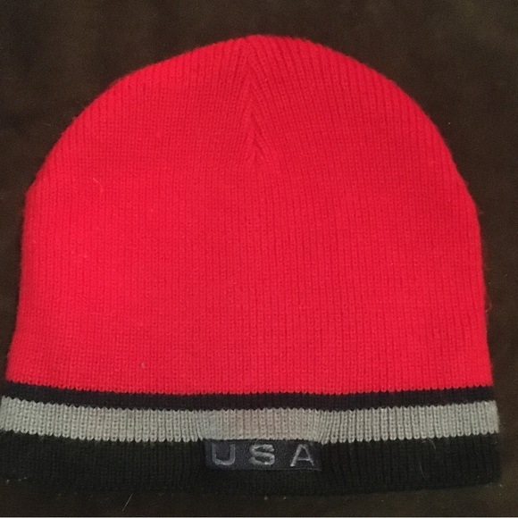 🇺🇸Red Winter Hat ⛄️⛷ - Picture 6 of 6